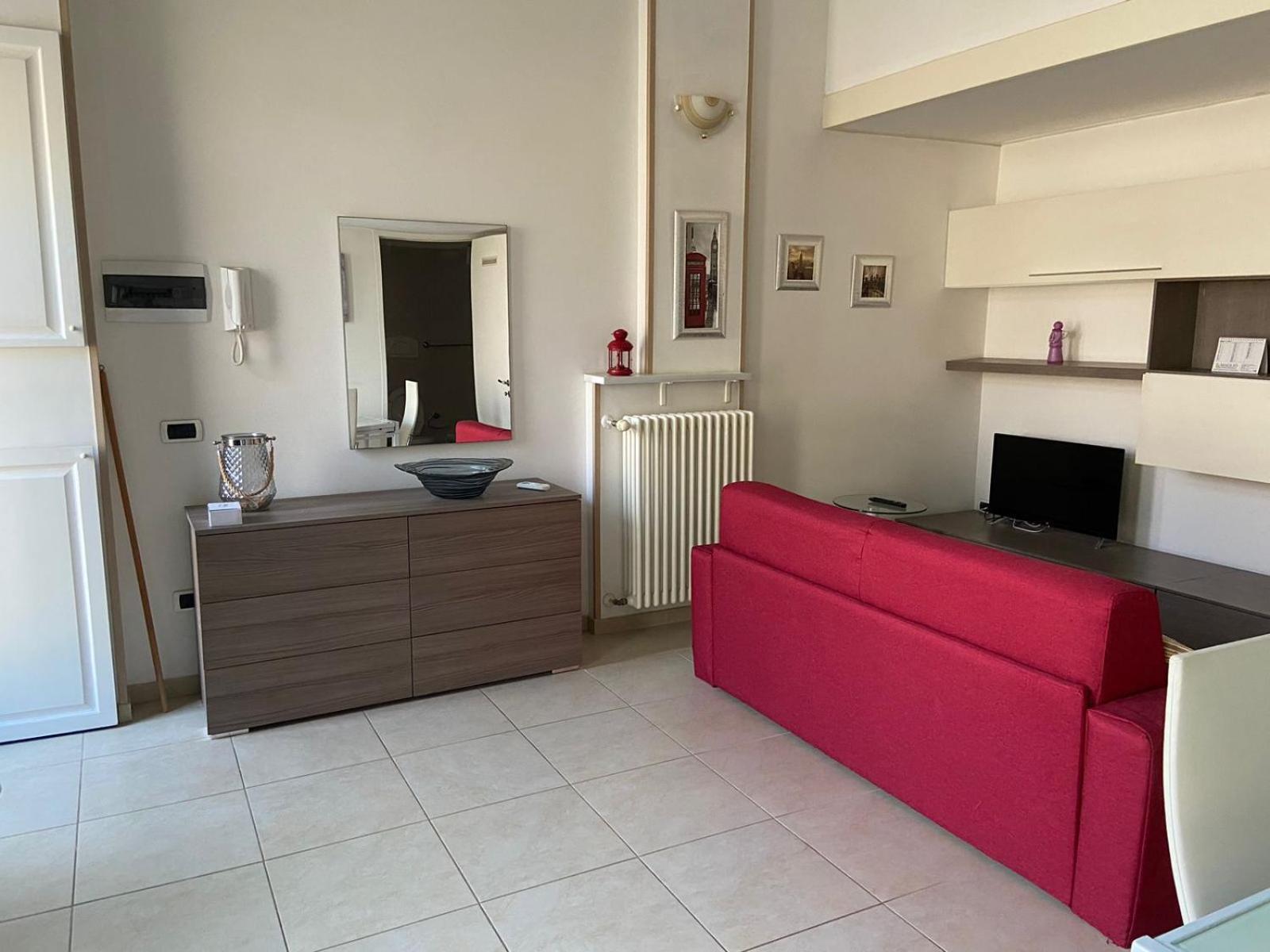 Pm 13A Via Tenente Devenuto Guest House جيوفيناتسو المظهر الخارجي الصورة