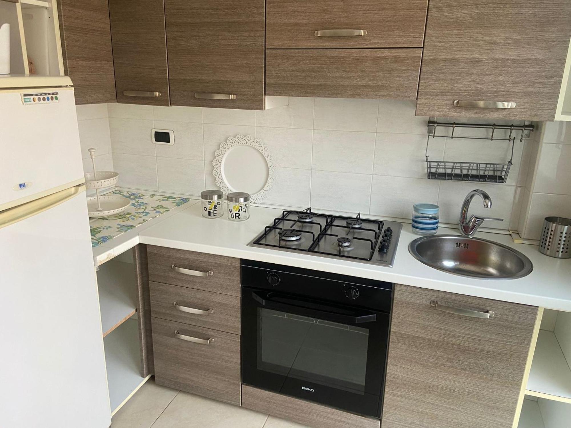 Pm 13A Via Tenente Devenuto Guest House جيوفيناتسو المظهر الخارجي الصورة